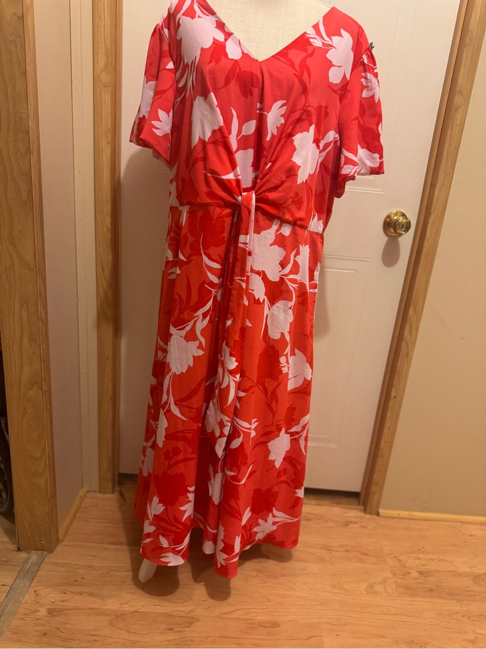 Lane Bryant Sz 18 Orange Floral V-Neck Maxi Dress VGUC 😊😊